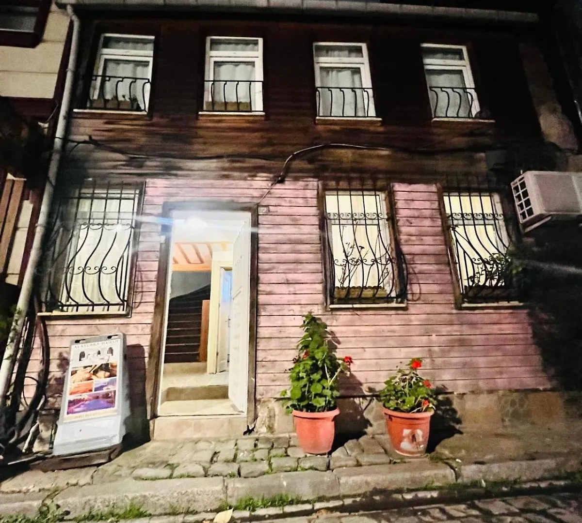 Dedenin Yeri Istanbul Lägenhet